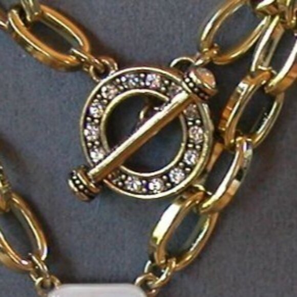 Heidi Daus Gold-Plated Chain Necklace & Earrings Set With Crystal Accents & Moth - Picture 3 of 5